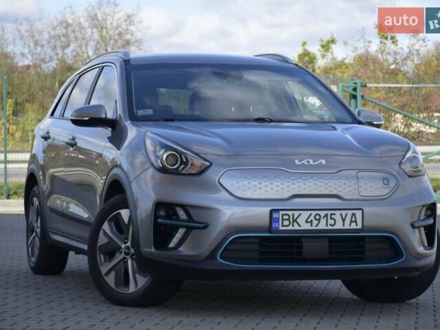 Серый Киа Niro, объемом двигателя 0 л и пробегом 98 тыс. км за 19500 $, фото 65 на Automoto.ua