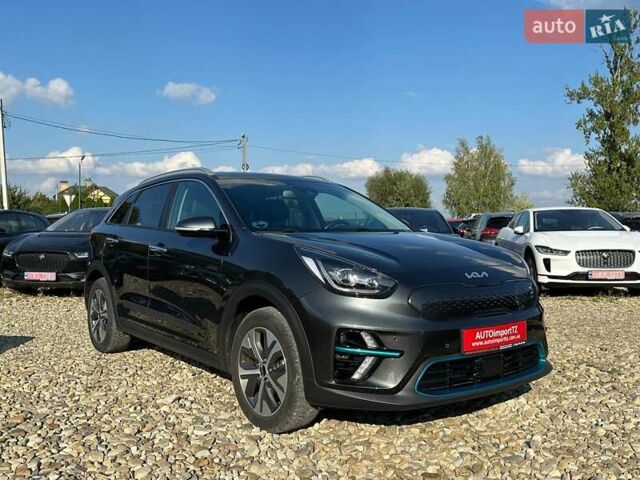 Серый Киа Niro, объемом двигателя 0 л и пробегом 73 тыс. км за 24900 $, фото 25 на Automoto.ua