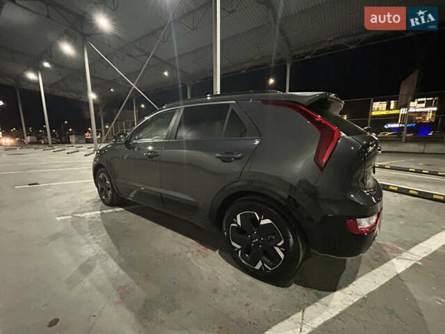 Серый Киа Niro, объемом двигателя 0 л и пробегом 133 тыс. км за 22299 $, фото 8 на Automoto.ua