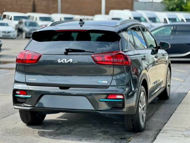 Сірий Кіа Niro, об'ємом двигуна 0 л та пробігом 26 тис. км за 6500 $, фото 3 на Automoto.ua