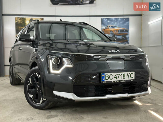 Серый Киа Niro, объемом двигателя 0 л и пробегом 120 тыс. км за 20900 $, фото 6 на Automoto.ua