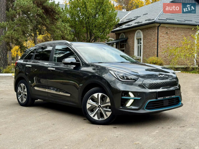 Серый Киа Niro, объемом двигателя 0 л и пробегом 37 тыс. км за 24800 $, фото 8 на Automoto.ua