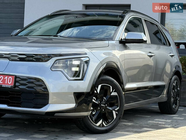 Серый Киа Niro, объемом двигателя 0 л и пробегом 95 тыс. км за 22700 $, фото 14 на Automoto.ua