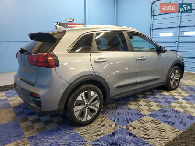 Серый Киа Niro, объемом двигателя 0 л и пробегом 185 тыс. км за 13900 $, фото 3 на Automoto.ua
