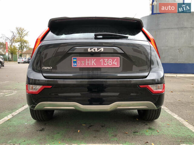 Киа Niro 2022 в Николаеве на Automoto.ua Серый Киа Niro, объемом двигателя 0 л и пробегом 105 тыс. км за 21700 $, фото 2 на Automoto.ua