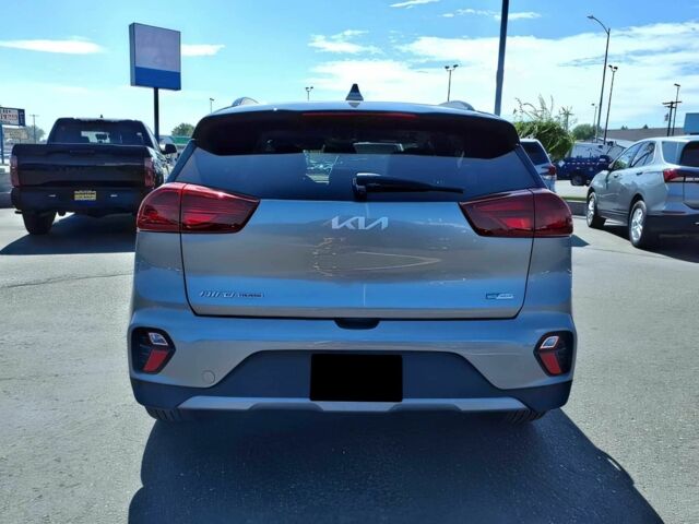 Сірий Кіа Niro, об'ємом двигуна 0 л та пробігом 40 тис. км за 14000 $, фото 5 на Automoto.ua