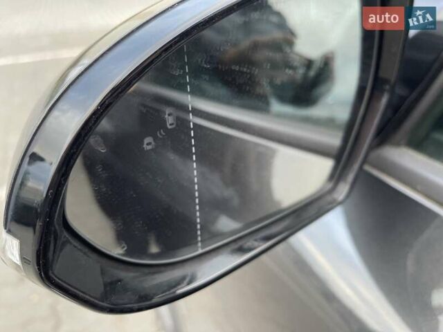 Серый Киа Niro, объемом двигателя 0 л и пробегом 74 тыс. км за 22700 $, фото 13 на Automoto.ua