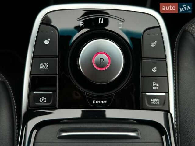 Серый Киа Niro, объемом двигателя 0 л и пробегом 37 тыс. км за 24900 $, фото 65 на Automoto.ua