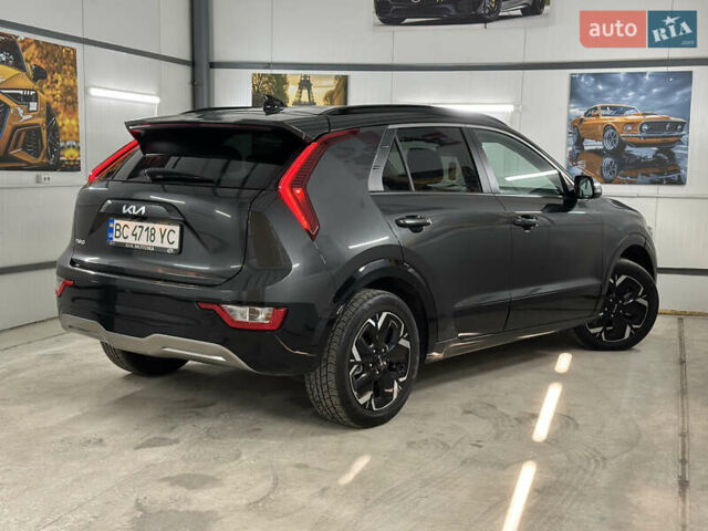 Серый Киа Niro, объемом двигателя 0 л и пробегом 120 тыс. км за 20900 $, фото 31 на Automoto.ua