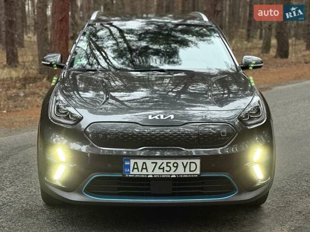 Сірий Кіа Niro, об'ємом двигуна 0 л та пробігом 72 тис. км за 22999 $, фото 26 на Automoto.ua