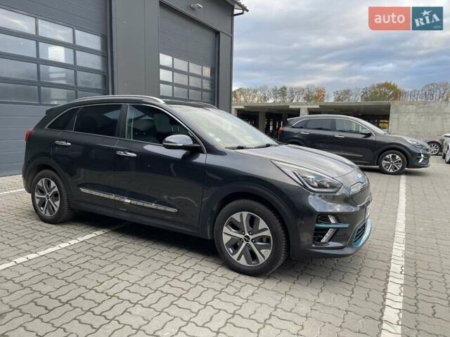 Серый Киа Niro, объемом двигателя 0 л и пробегом 74 тыс. км за 22700 $, фото 9 на Automoto.ua