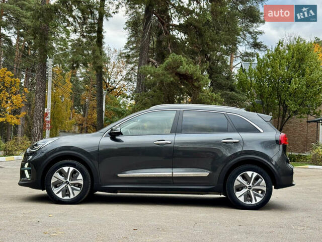 Серый Киа Niro, объемом двигателя 0 л и пробегом 37 тыс. км за 24800 $, фото 17 на Automoto.ua