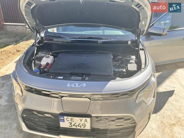 Серый Киа Niro, объемом двигателя 0 л и пробегом 133 тыс. км за 20700 $, фото 20 на Automoto.ua