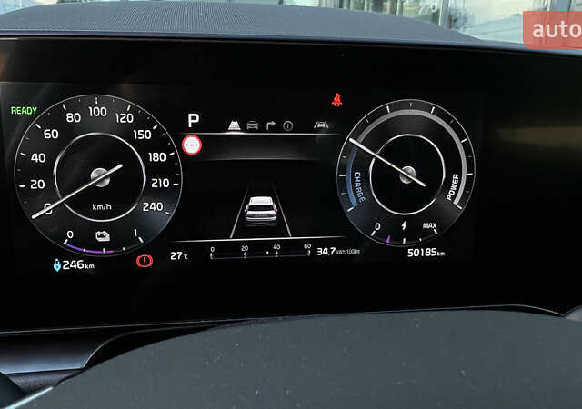 Серый Киа Niro, объемом двигателя 0 л и пробегом 50 тыс. км за 26720 $, фото 13 на Automoto.ua