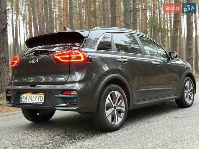 Сірий Кіа Niro, об'ємом двигуна 0 л та пробігом 72 тис. км за 22999 $, фото 15 на Automoto.ua