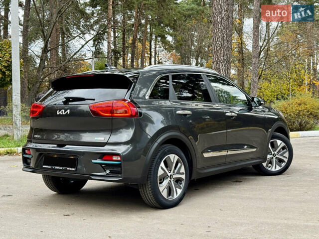 Серый Киа Niro, объемом двигателя 0 л и пробегом 37 тыс. км за 24800 $, фото 20 на Automoto.ua