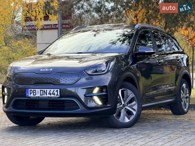 Серый Киа Niro, объемом двигателя 0 л и пробегом 39 тыс. км за 24400 $, фото 5 на Automoto.ua