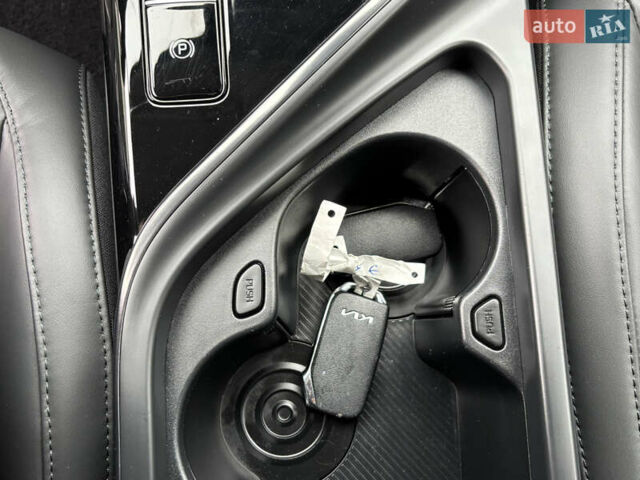 Киа Niro 2022 в Житомире на Automoto.ua Серый Киа Niro, объемом двигателя 0 л и пробегом 47 тыс. км за 27650 $, фото 49 на Automoto.ua