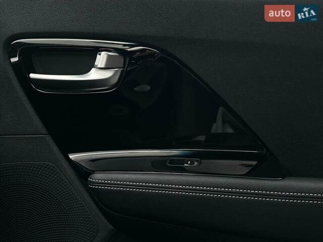 Сірий Кіа Niro, об'ємом двигуна 0 л та пробігом 44 тис. км за 24200 $, фото 74 на Automoto.ua