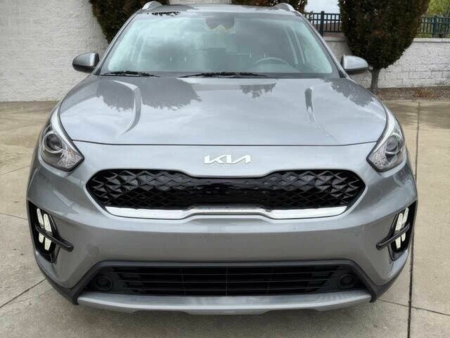 Серый Киа Niro, объемом двигателя 1.6 л и пробегом 26 тыс. км за 13500 $, фото 1 на Automoto.ua