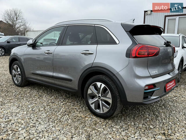 Серый Киа Niro, объемом двигателя 0 л и пробегом 70 тыс. км за 24400 $, фото 17 на Automoto.ua