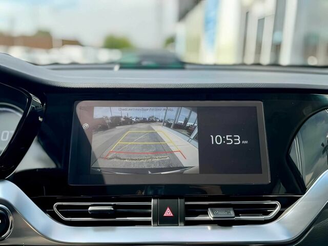 Сірий Кіа Niro, об'ємом двигуна 0 л та пробігом 26 тис. км за 6500 $, фото 8 на Automoto.ua