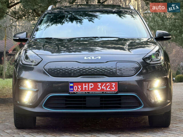 Серый Киа Niro, объемом двигателя 0 л и пробегом 40 тыс. км за 25900 $, фото 25 на Automoto.ua