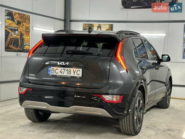 Серый Киа Niro, объемом двигателя 0 л и пробегом 120 тыс. км за 20900 $, фото 57 на Automoto.ua