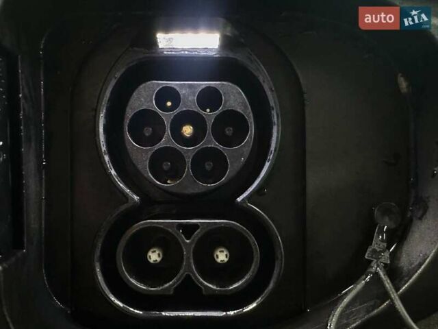 Серый Киа Niro, объемом двигателя 0 л и пробегом 44 тыс. км за 24900 $, фото 27 на Automoto.ua