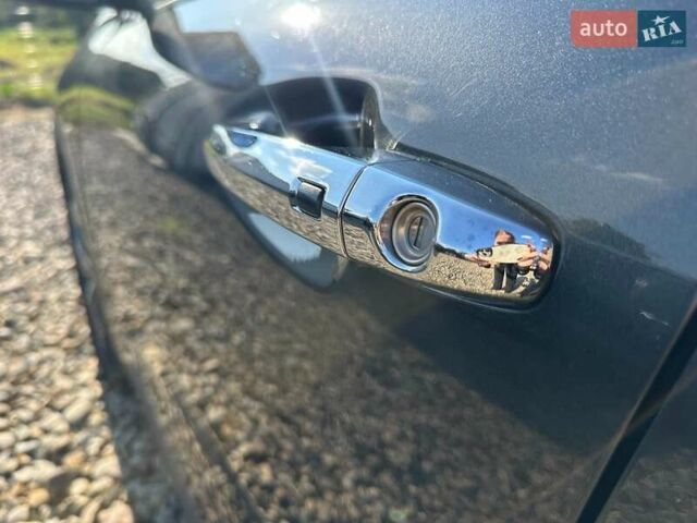 Сірий Кіа Niro, об'ємом двигуна 0 л та пробігом 73 тис. км за 23900 $, фото 17 на Automoto.ua