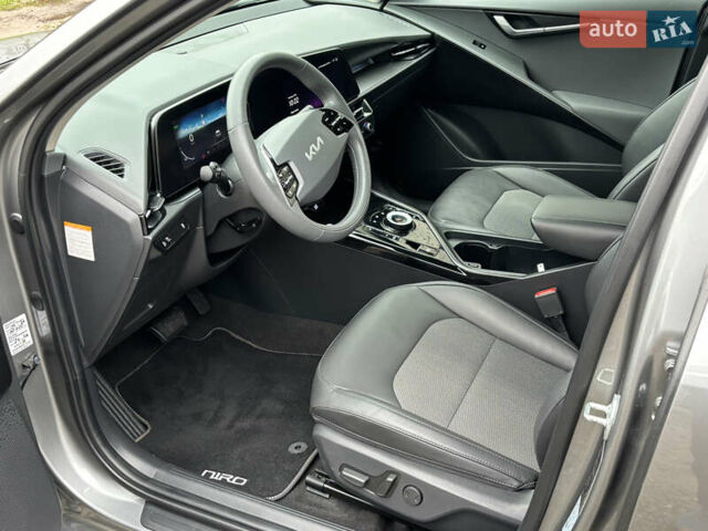 Киа Niro 2022 в Житомире на Automoto.ua Серый Киа Niro, объемом двигателя 0 л и пробегом 47 тыс. км за 27650 $, фото 30 на Automoto.ua