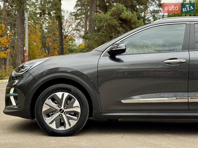 Серый Киа Niro, объемом двигателя 0 л и пробегом 37 тыс. км за 24800 $, фото 18 на Automoto.ua