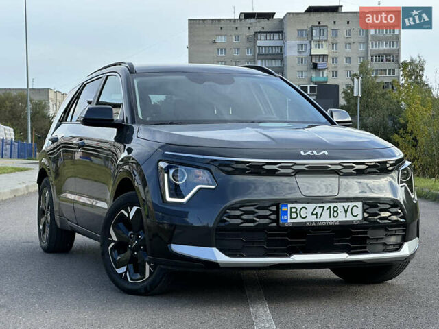 Сірий Кіа Niro, об'ємом двигуна 0 л та пробігом 120 тис. км за 21700 $, фото 12 на Automoto.ua