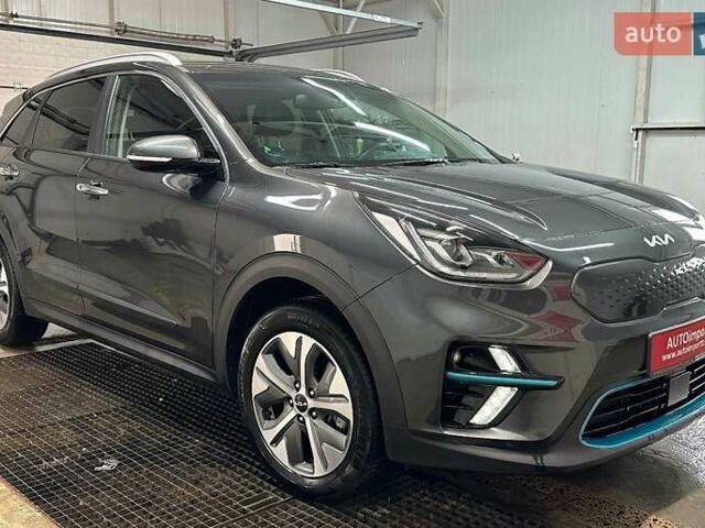 Серый Киа Niro, объемом двигателя 0 л и пробегом 44 тыс. км за 24900 $, фото 23 на Automoto.ua