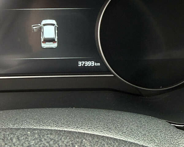 Серый Киа Niro, объемом двигателя 0 л и пробегом 37 тыс. км за 24400 $, фото 19 на Automoto.ua