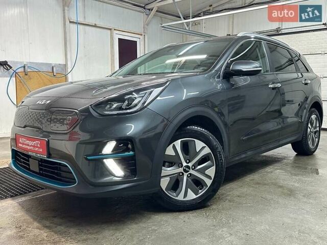 Серый Киа Niro, объемом двигателя 0 л и пробегом 37 тыс. км за 24900 $, фото 15 на Automoto.ua