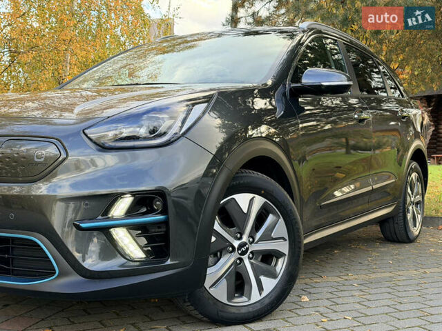 Киа Niro 2022 в Дрогобыче на Automoto.ua Серый Киа Niro, объемом двигателя 0 л и пробегом 44 тыс. км за 24400 $, фото 3 на Automoto.ua