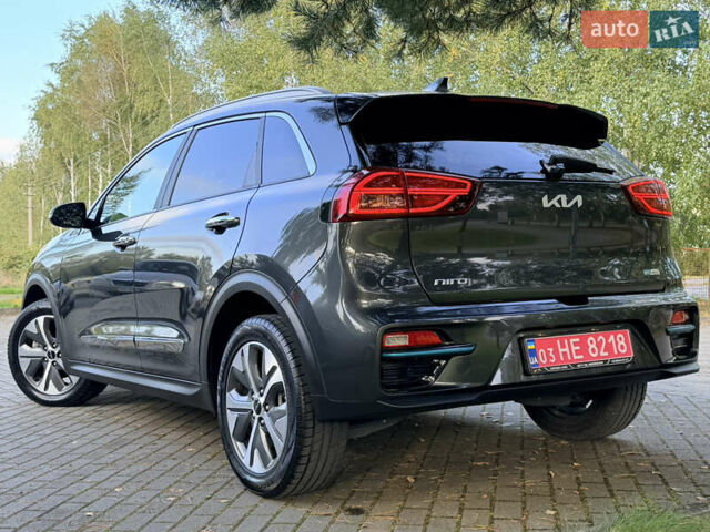 Серый Киа Niro, объемом двигателя 0 л и пробегом 50 тыс. км за 22990 $, фото 8 на Automoto.ua