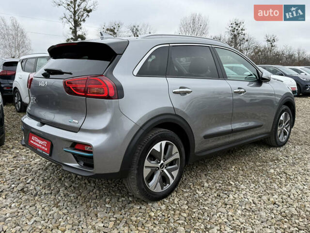 Серый Киа Niro, объемом двигателя 0 л и пробегом 70 тыс. км за 24400 $, фото 21 на Automoto.ua