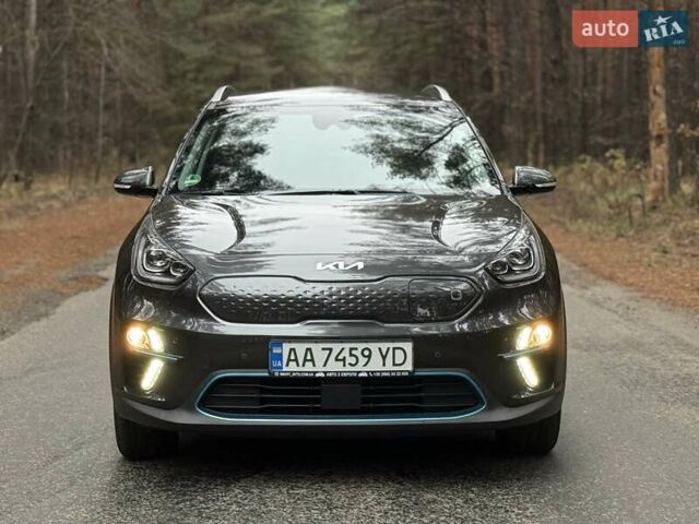 Сірий Кіа Niro, об'ємом двигуна 0 л та пробігом 72 тис. км за 22999 $, фото 17 на Automoto.ua