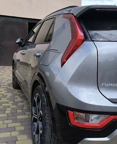 Сірий Кіа Niro, об'ємом двигуна 1.58 л та пробігом 25 тис. км за 19900 $, фото 4 на Automoto.ua