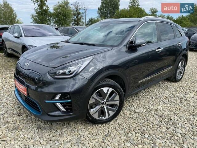 Сірий Кіа Niro, об'ємом двигуна 0 л та пробігом 66 тис. км за 23200 $, фото 10 на Automoto.ua