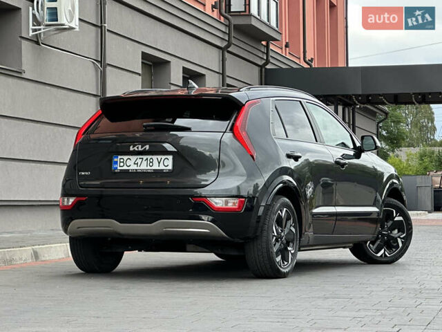 Серый Киа Niro, объемом двигателя 0 л и пробегом 120 тыс. км за 21850 $, фото 20 на Automoto.ua