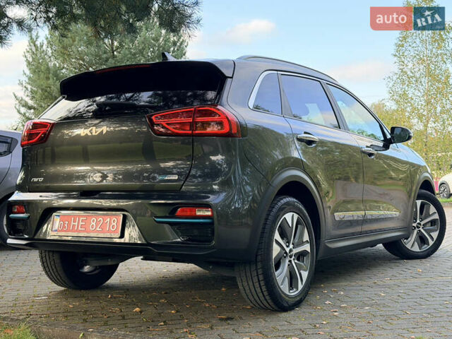 Серый Киа Niro, объемом двигателя 0 л и пробегом 50 тыс. км за 22990 $, фото 10 на Automoto.ua