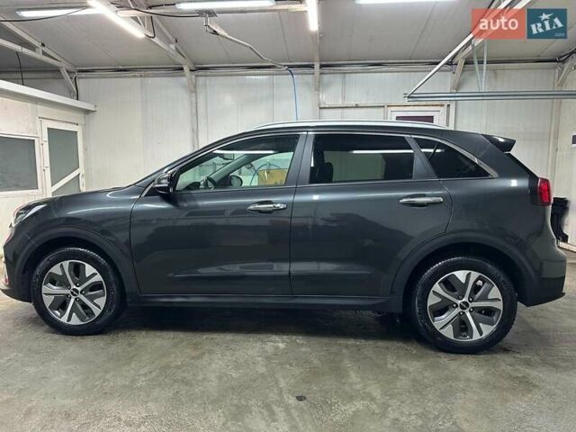 Серый Киа Niro, объемом двигателя 0 л и пробегом 37 тыс. км за 24900 $, фото 17 на Automoto.ua