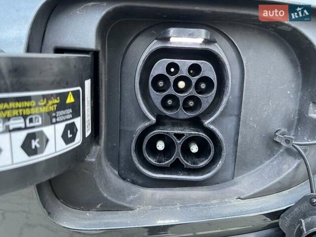 Серый Киа Niro, объемом двигателя 0 л и пробегом 74 тыс. км за 22700 $, фото 18 на Automoto.ua