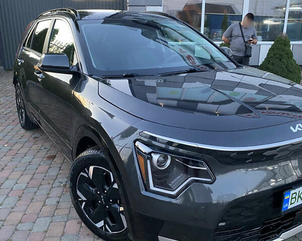 Сірий Кіа Niro, об'ємом двигуна 0 л та пробігом 62 тис. км за 22500 $, фото 11 на Automoto.ua
