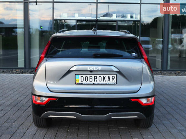Серый Киа Niro, объемом двигателя 0 л и пробегом 50 тыс. км за 26720 $, фото 27 на Automoto.ua