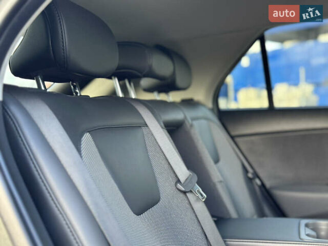 Сірий Кіа Niro, об'ємом двигуна 0 л та пробігом 120 тис. км за 21700 $, фото 93 на Automoto.ua