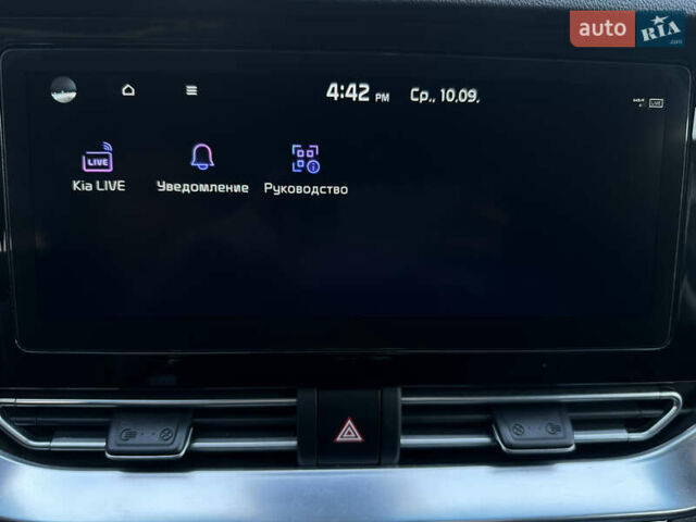 Серый Киа Niro, объемом двигателя 0 л и пробегом 73 тыс. км за 23900 $, фото 58 на Automoto.ua